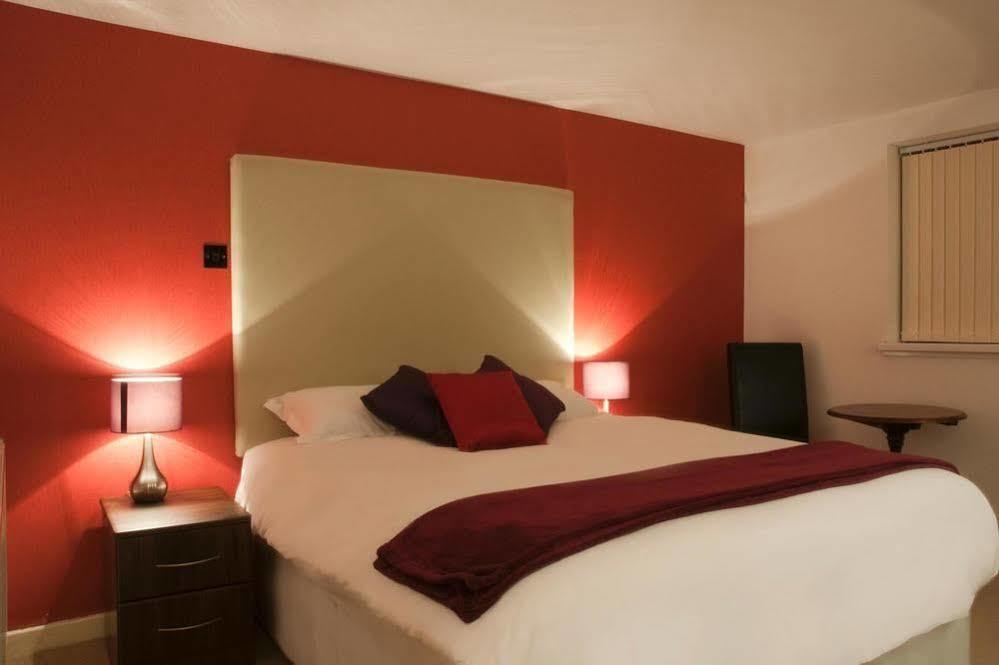 Haveli Hotel Hensol Kültér fotó